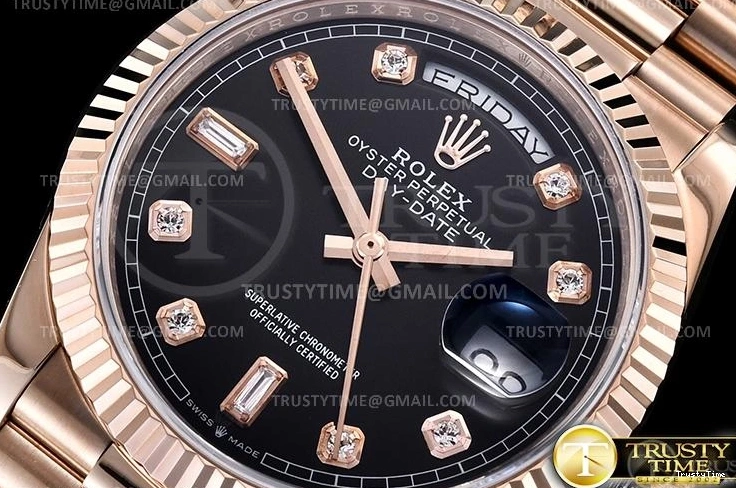 1113 RDD0219H – DayDate 36mm ComfortFit 694